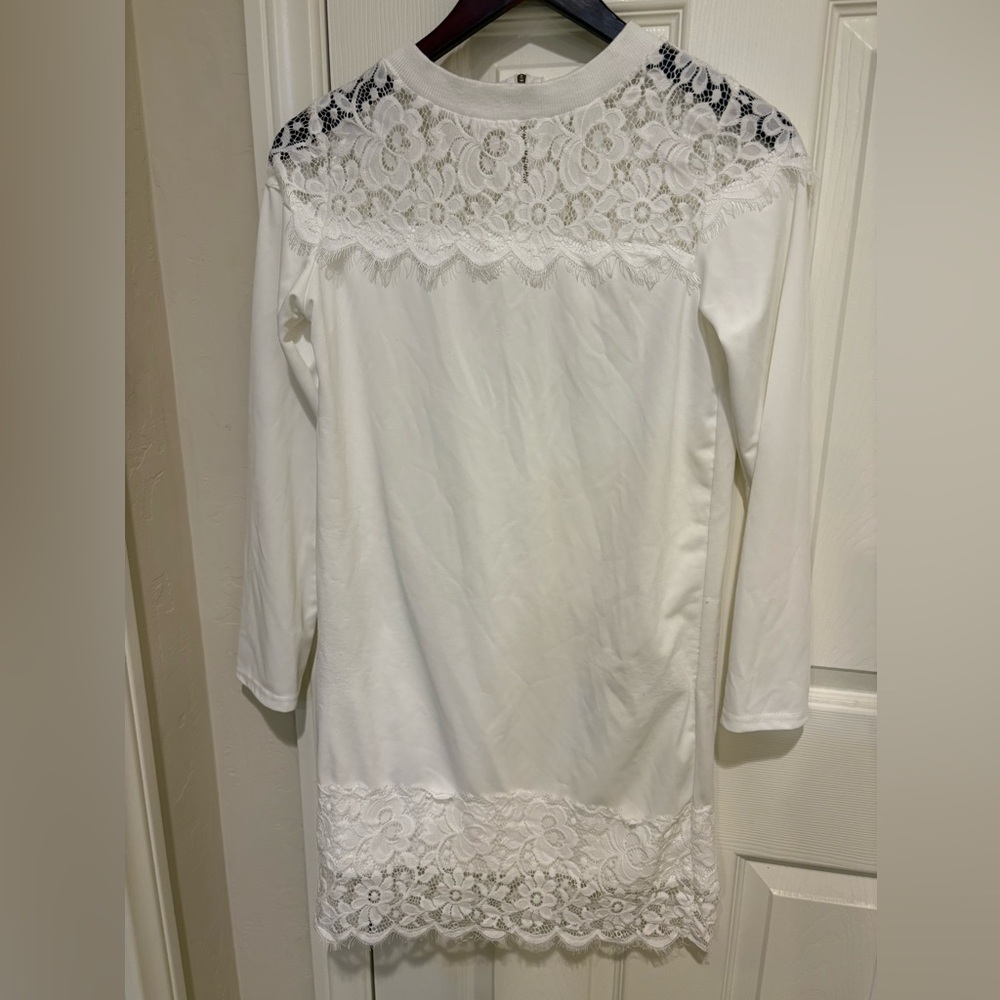 Elegant White Lace Dress
